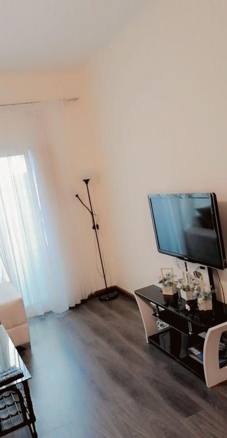 Lemas 1001 Apartment